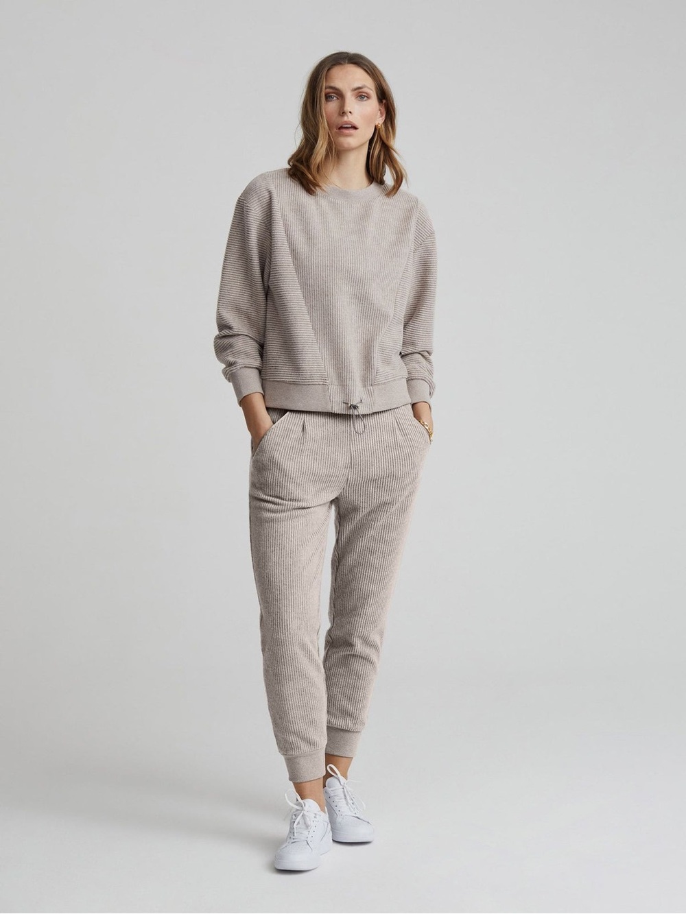 Varley 2 Piece Set Arleta Ribbed  Size M Taupe Lounge Athleisure Quiet Luxury